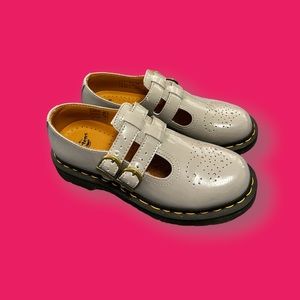 8065 PATENT LEATHER MARY JANE DR MARTENS